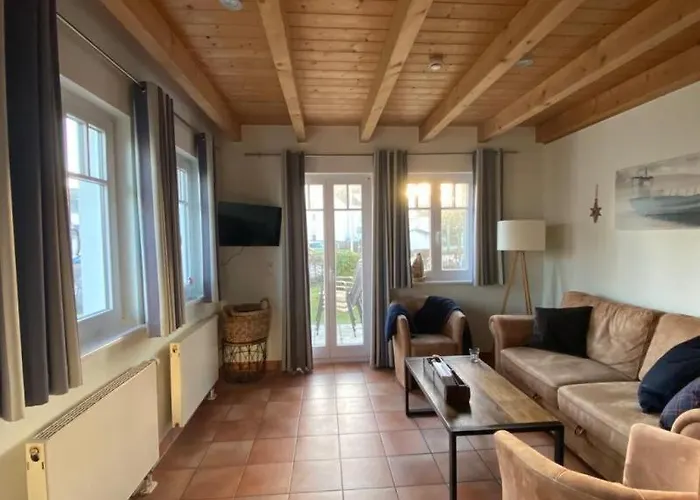 Hébergement de vacances Seepferdchen, 13d, Haus Hiddensee 13d *